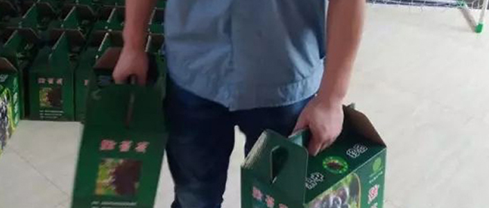 你们晒日晕，我们晒福利，还有..............